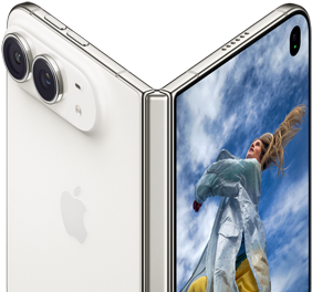 iPhone Duo, puoliavoinna kuin kirja, keskellä saranamekanismi, vasemmalla puolella Apple-logo ja kahden kameran linssit, oikealla ulkopuolen näyttö, jossa kuva vaaleatukkaisesta henkilöstä