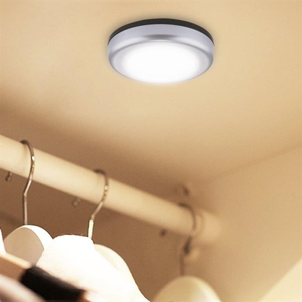 Paristokäyttöinen LED-valaisin makuuhuoneeseen / keittiöön / vaatekaappiin  - Gigantti verkkokauppa