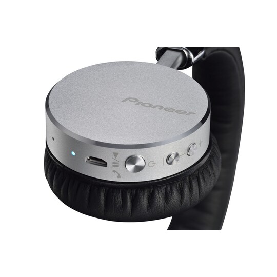 Pioneer SE-MJ561BT - Bluetooth kuulokkeet, Silver - Gigantti verkkokauppa