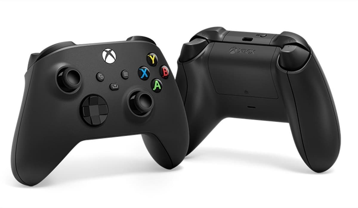 Microsoftin langaton ohjain Xbox Series X/S- ja One-sarjoille, musta